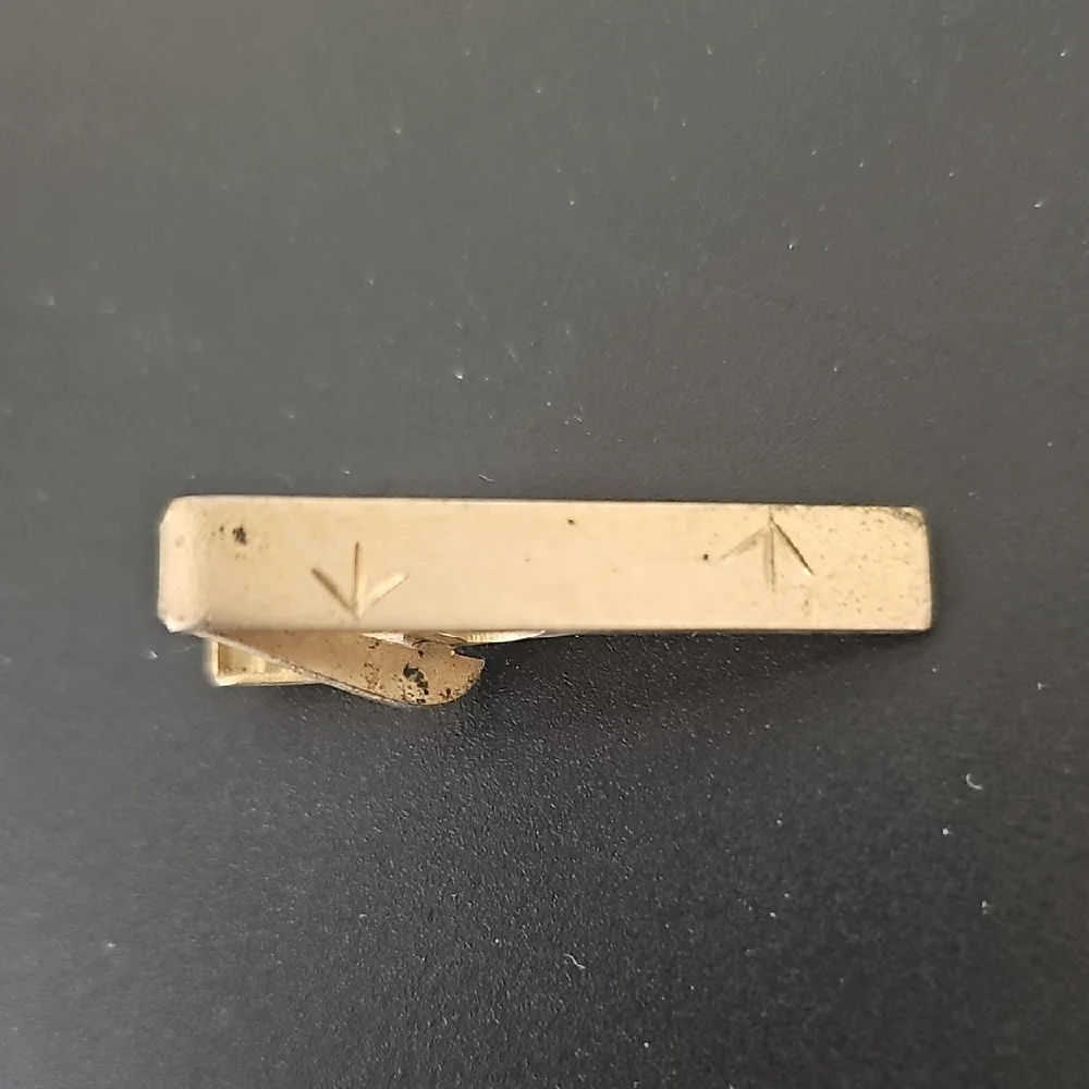 Vintage Gold Tie Clip 🌠